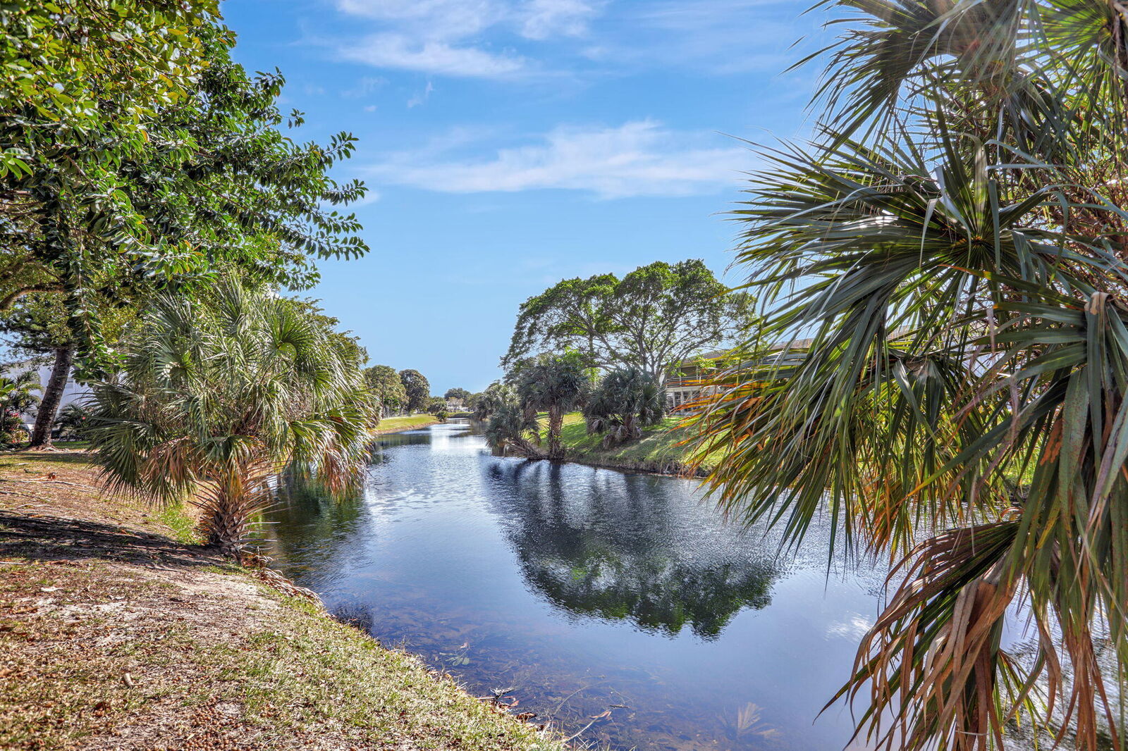 Property Photo:  86 Lyndhurst D 86  FL 33442 