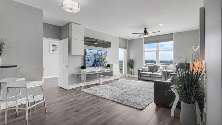 Property Photo:  511 SE 5th Avenue 908  FL 33301 