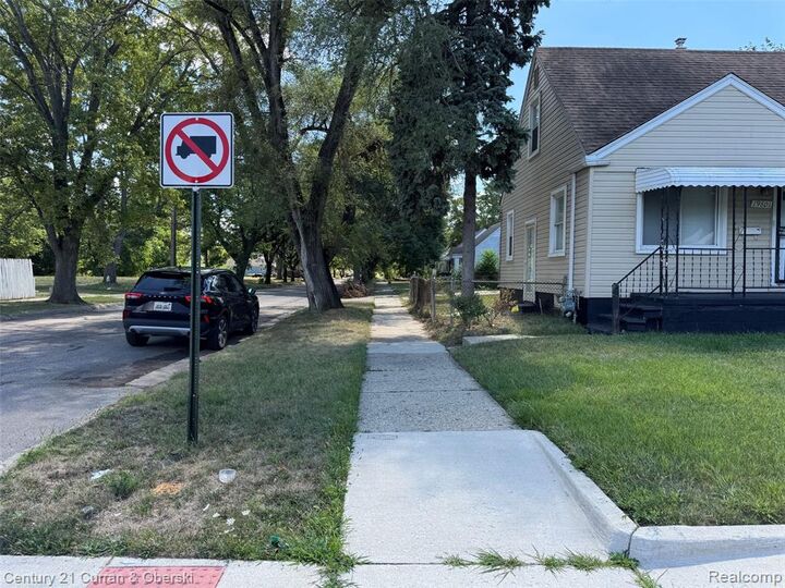 Property Photo:  19801 Tireman Street  MI 48228 
