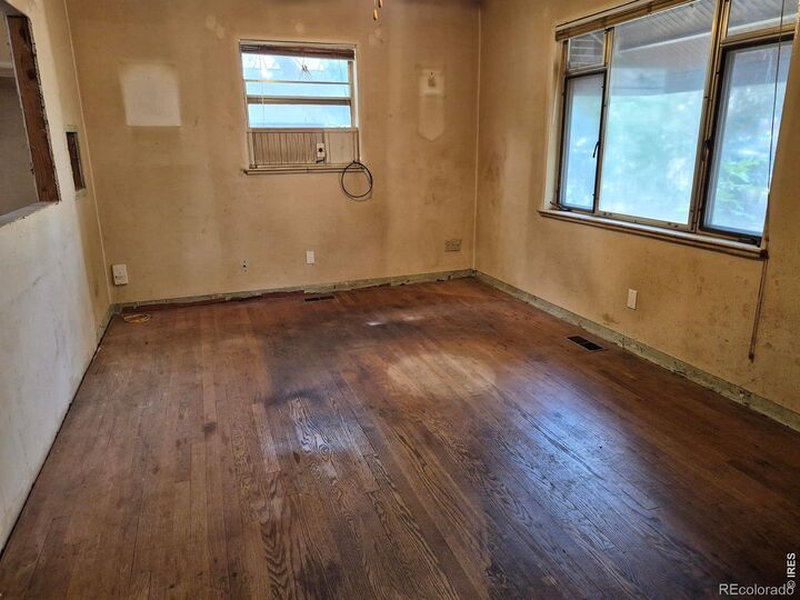 Property Photo: 930 Emery Street CO 80501