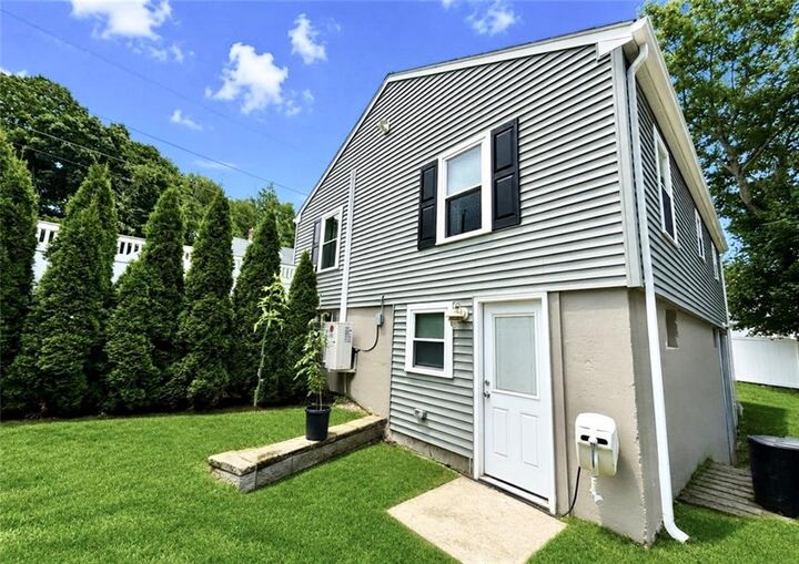 Property Photo:  10 Biltmore Avenue  RI 02864 