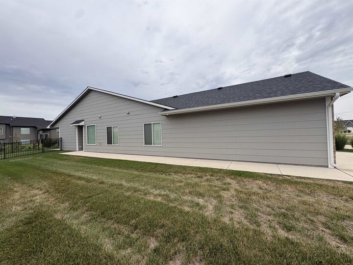 Property Photo:  2921 S Maize Ct  KS 67215 