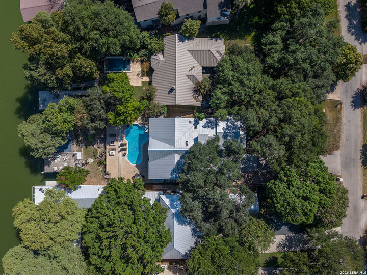 Property Photo:  180 Lake Ridge Dr  TX 78155 