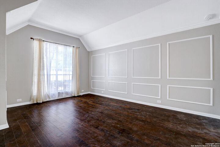 Property Photo: 8422 Blackcastle Dr TX 78254