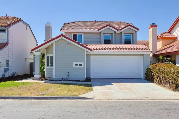Property Photo:  249 Blackbird Way  CA 92057 
