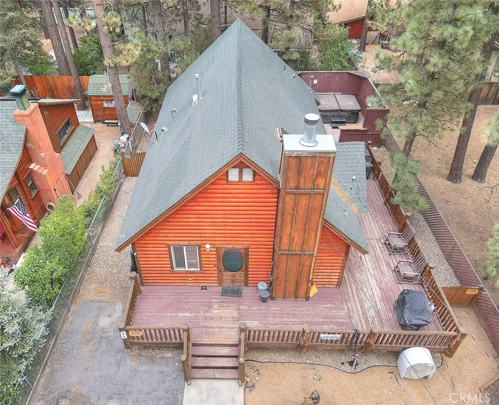 Property Photo:  912 Nana  CA 92314 