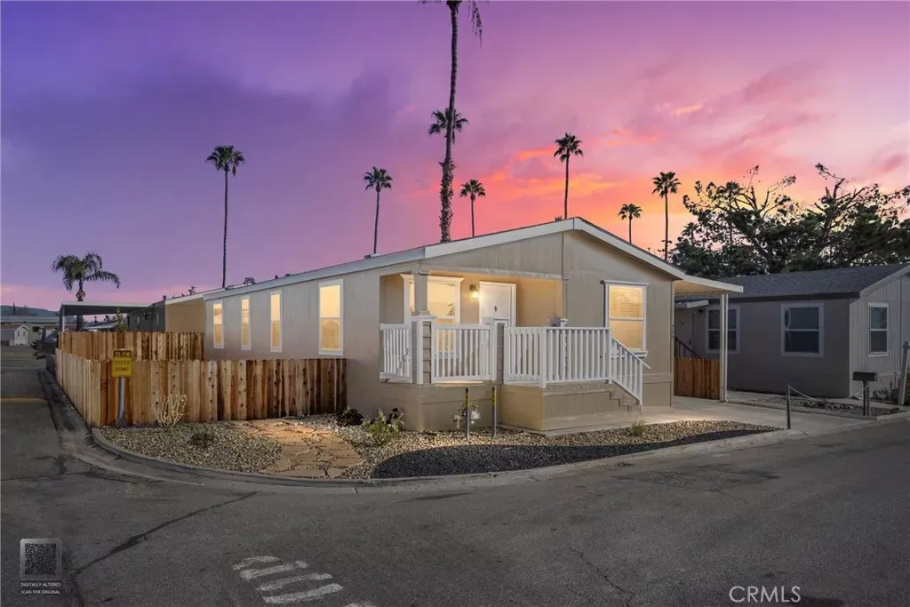 Property Photo:  259 Mary Kay  CA 93308 