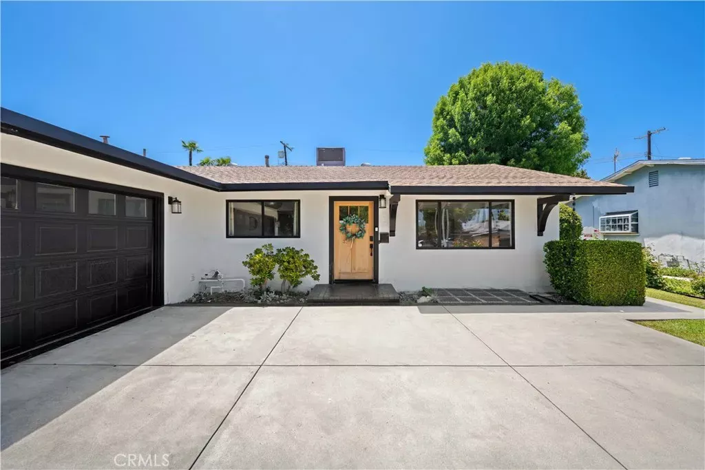 Property Photo:  6709 Sheltondale Avenue  CA 91307 