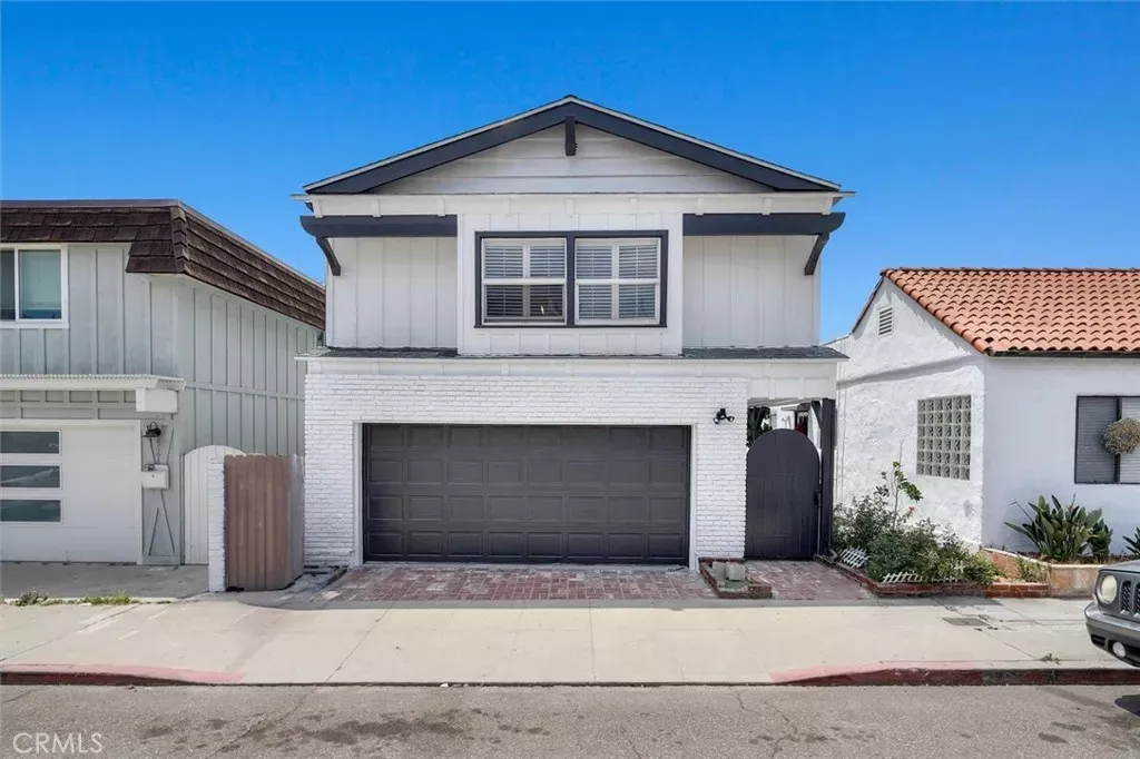 Property Photo:  925 Manhattan Avenue  CA 90254 
