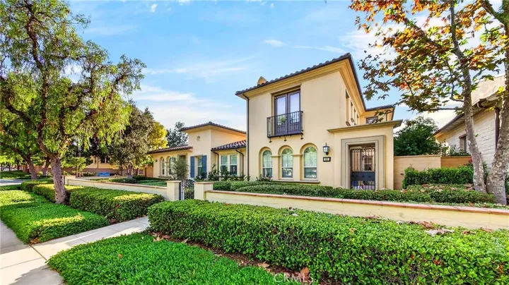 Property Photo:  39 Arrowhead  CA 92618 