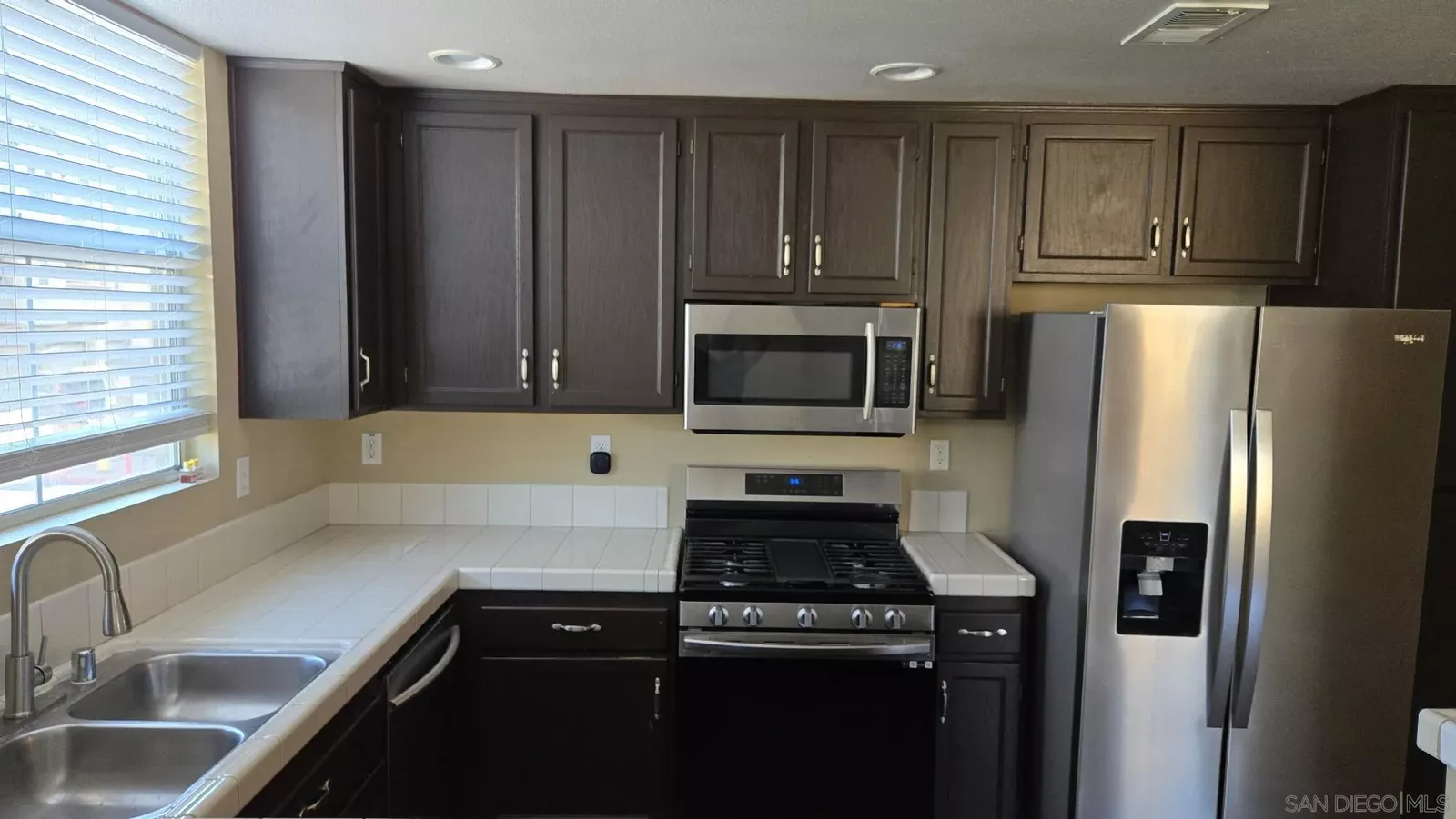 Property Photo:  1356 Nicolette Ave 1413  CA 91913 
