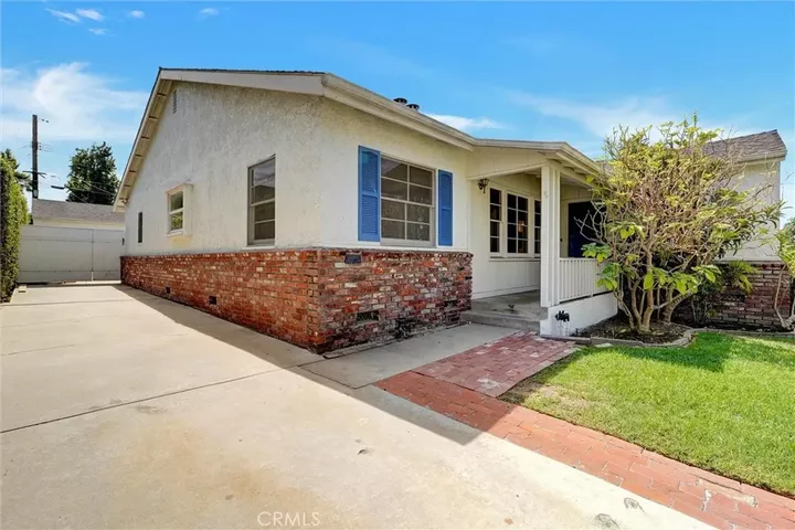 Property Photo:  530 Andover  CA 91504 
