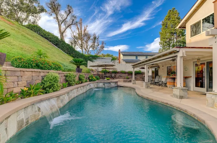 Property Photo:  1734 Treseder Cir  CA 92019 