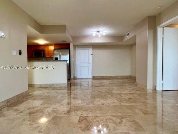 Property Photo:  1555 N Treasure Dr 412  FL 33141 