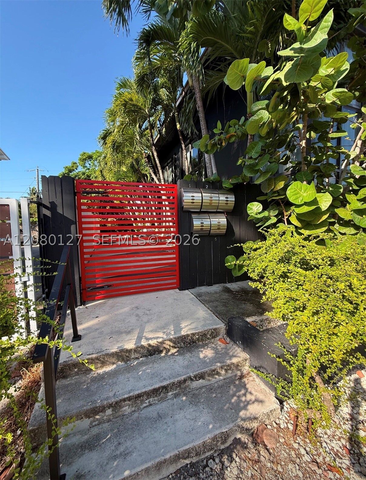 Property Photo:  1040 NE 78th St Rd 5  FL 33138 