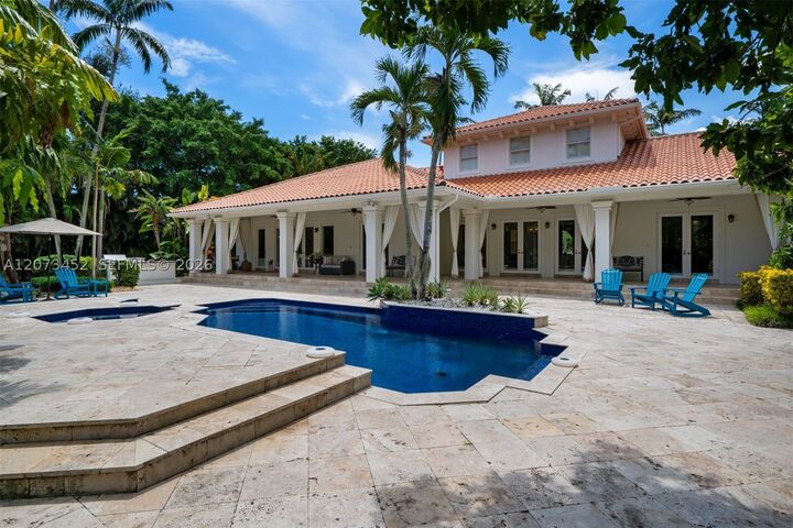 Property Photo:  6235 Rolling Road Dr  FL 33156 