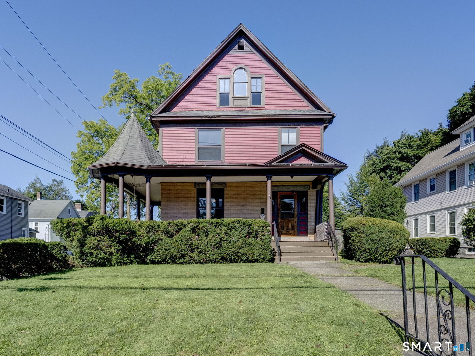 Property Photo:  537 Prospect Street  CT 06790 