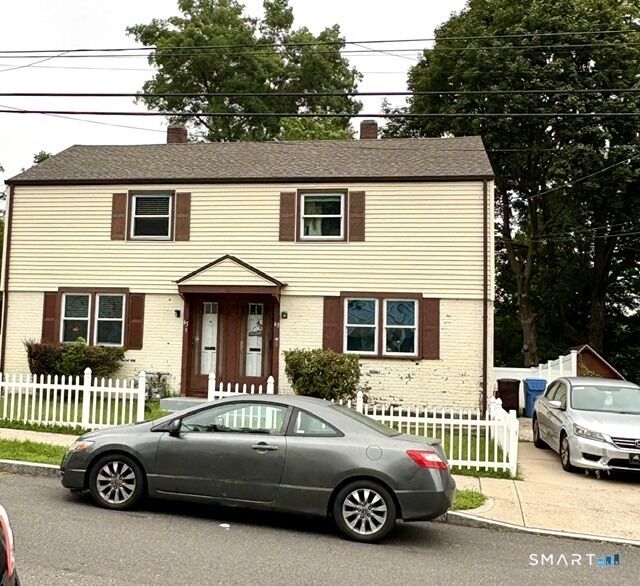 Property Photo:  63 Pennsylvania Avenue  CT 06052 