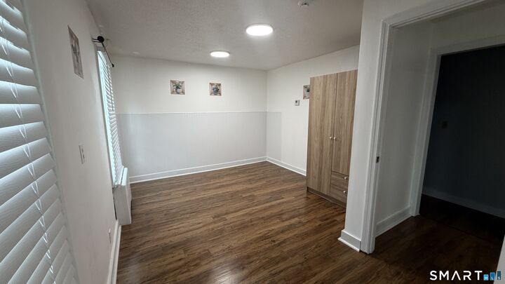 Property Photo:  26 Elm Street C  CT 06098 