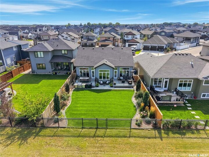 Property Photo:  223 Hamm Crescent  SK S7V 0R9 