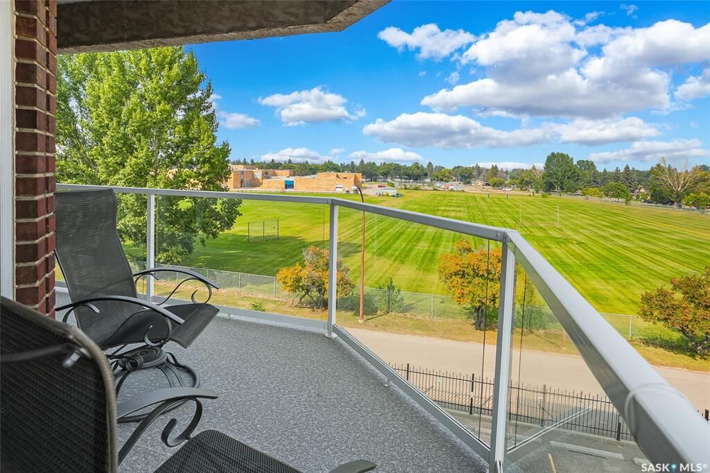 Property Photo: 110 Armistice Way 302 SK S7J 5L8