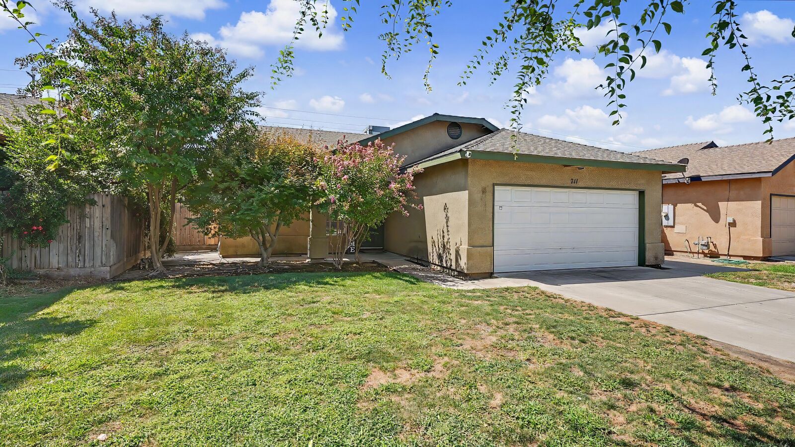 Property Photo:  711 W Anissa Street  CA 93223 