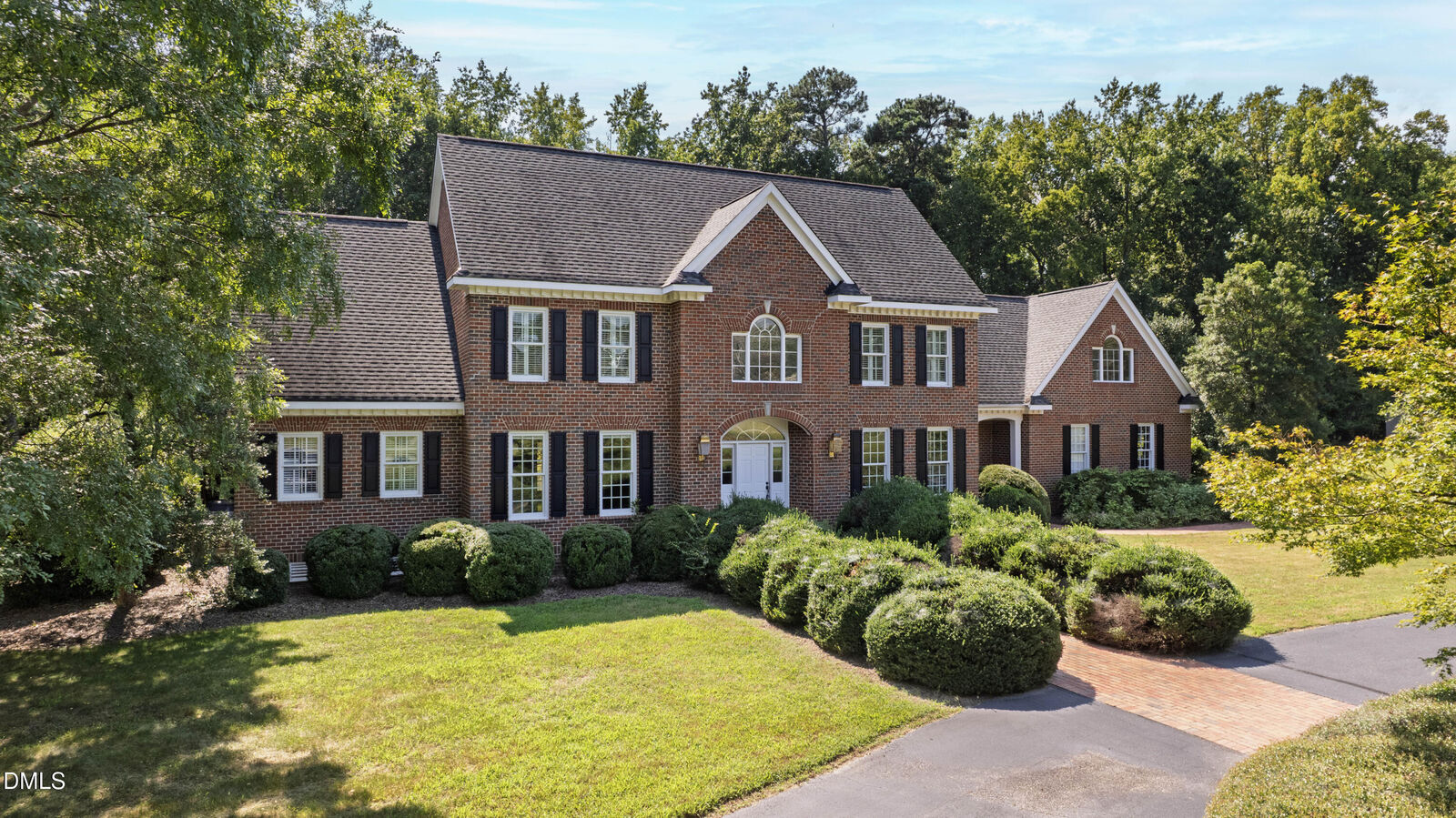 Property Photo: 420 S Selma Road NC 27591