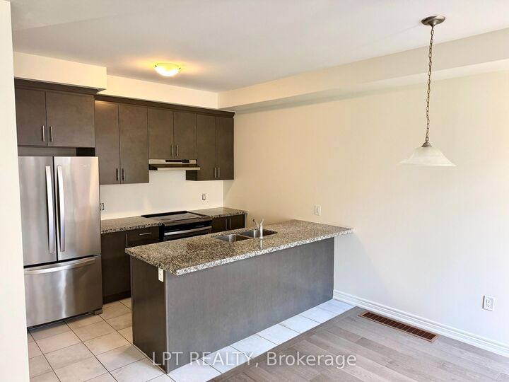 Property Photo:  32 Bayonne Drive  ON L8J 0L2 