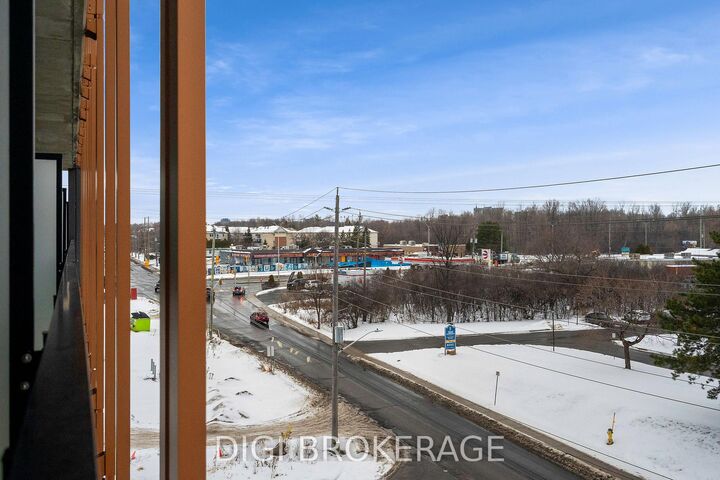 Property Photo:  1250 Cummings Avenue 819  ON K1J 0E4 