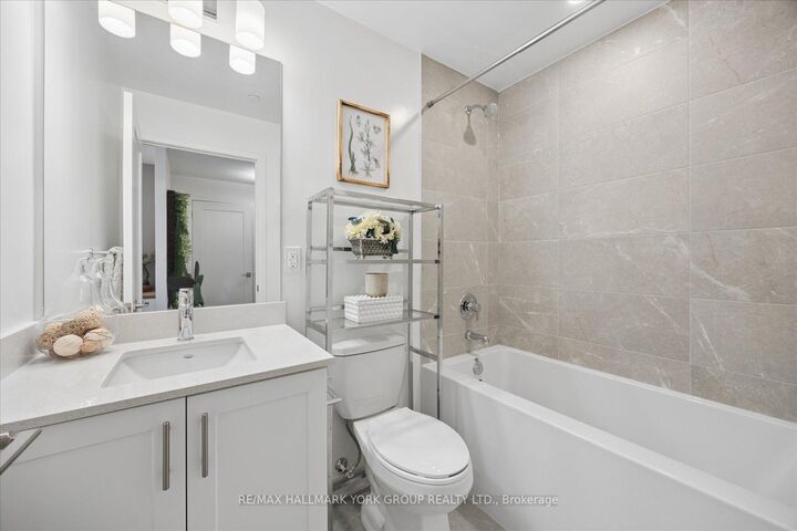 Property Photo:  705 Davis Drive 409  ON L3Y 2R2 