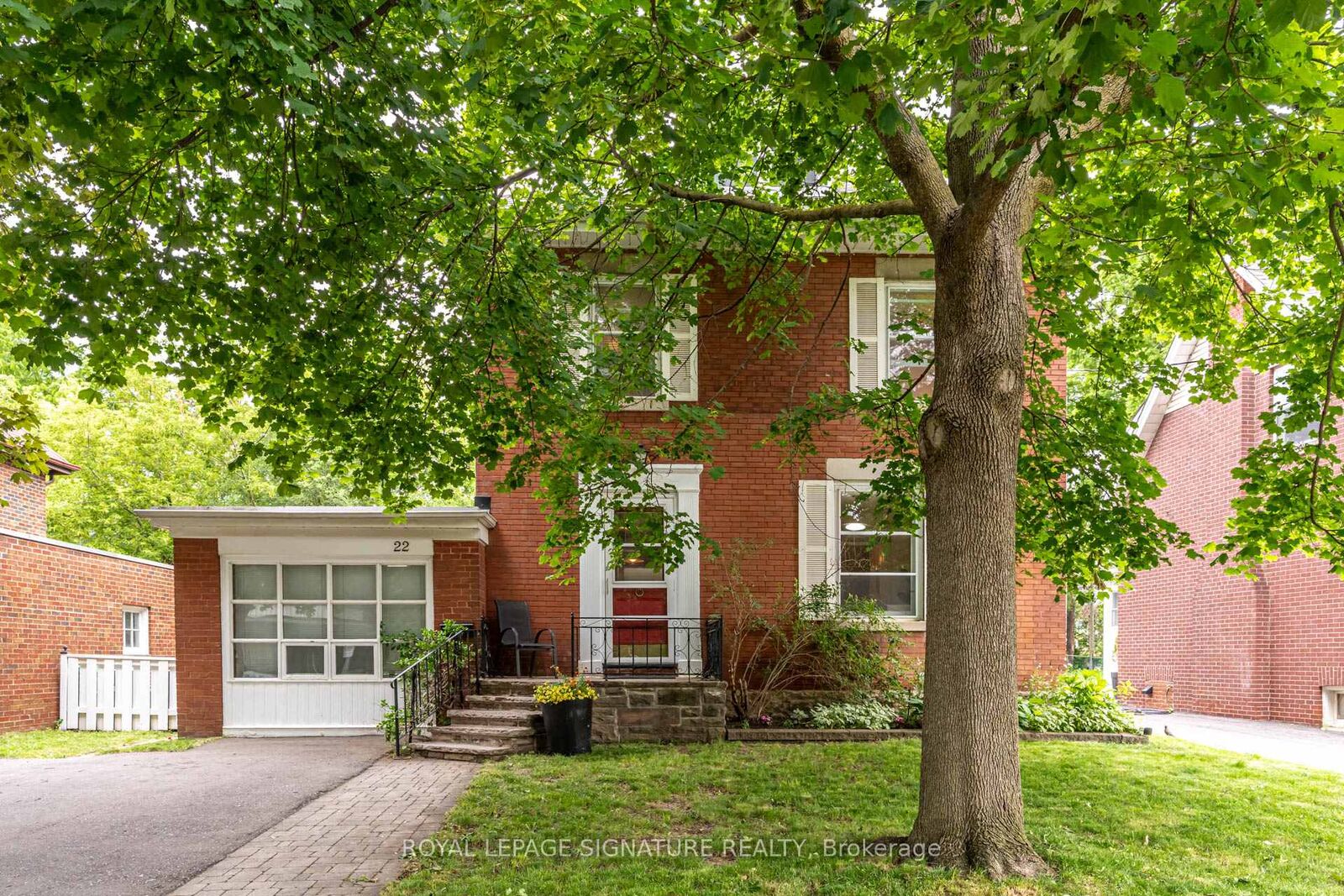 Property Photo:  22 Peel Avenue  ON L6W 1X2 