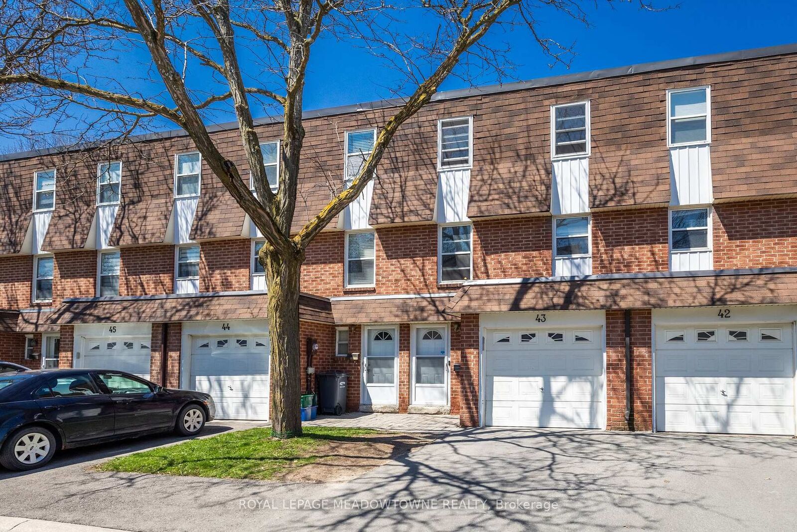 Property Photo:  235 Bronte Street 43  ON L9T 3V8 