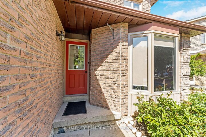Property Photo:  6582 Treviso Terrace  ON L5N 4K3 