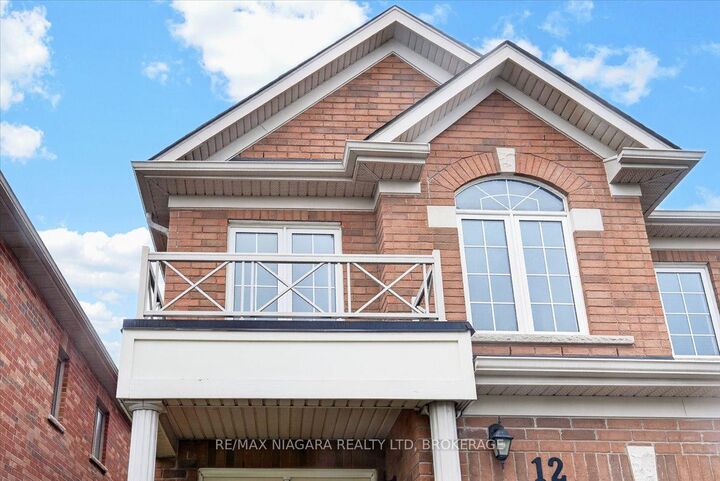 Property Photo:  12 Fred Fisher Crescent  ON L2P 0A9 