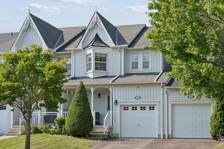 Property Photo: 52 Bexley Crescent ON L1M 2C6