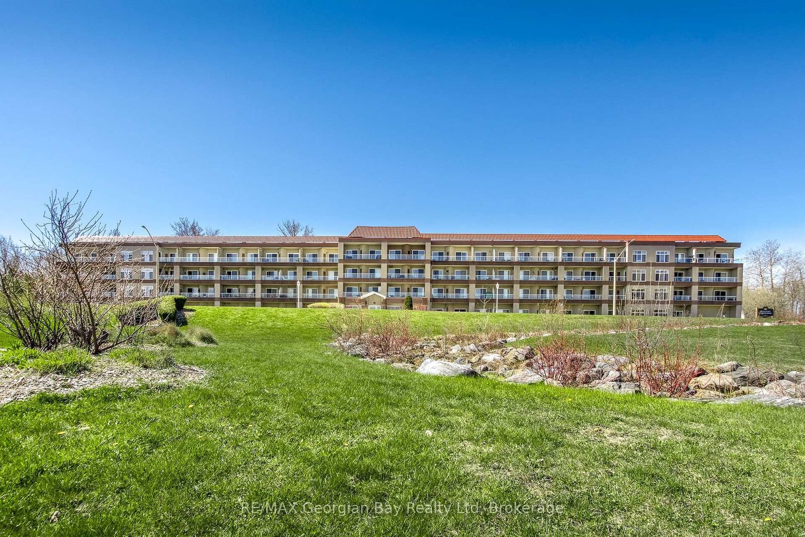 Property Photo:  280 Aberdeen Boulevard 415  ON L4R 5N4 