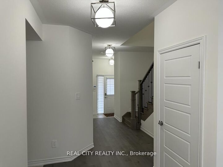 Property Photo:  25 Whitton Dr. Street  ON N3L 0L2 