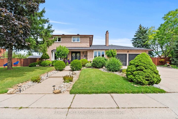 Property Photo:  87 Monte Drive  ON L8G 4M4 