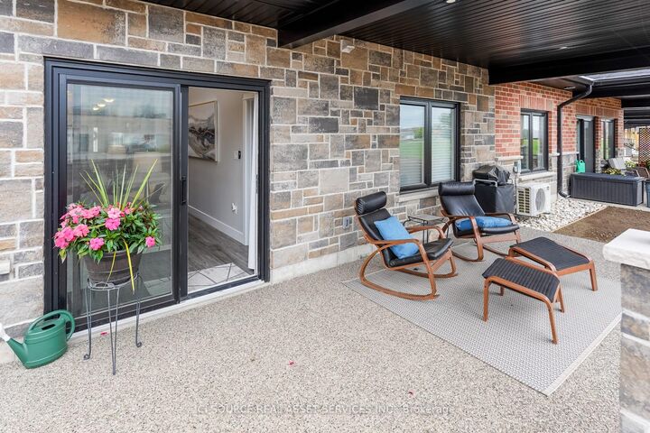 Property Photo:  1386 15th Avenue E  ON N4K 5R9 