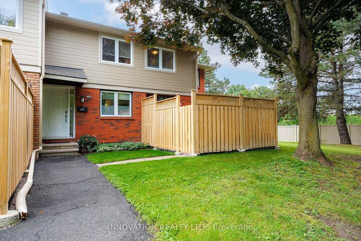 Property Photo:  1607 Sommet Place 45  ON K1C 4Z8 