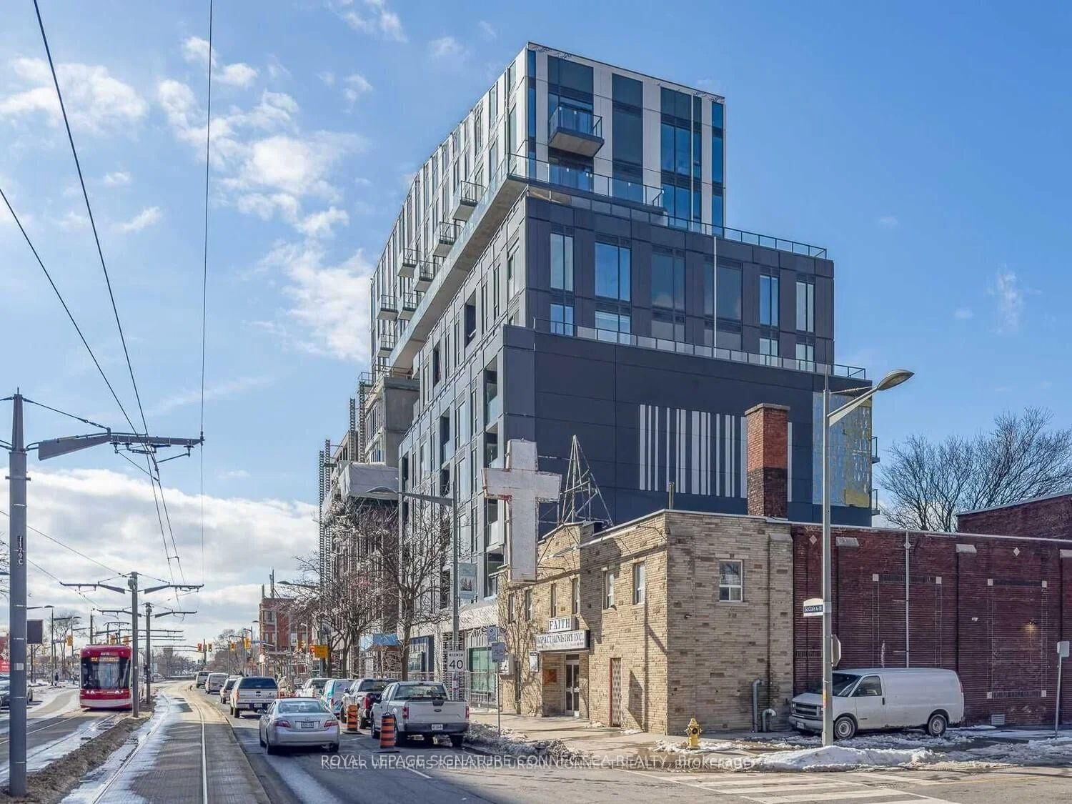 Property Photo:  1808 St Clair Avenue W 608  ON M6N 0C1 