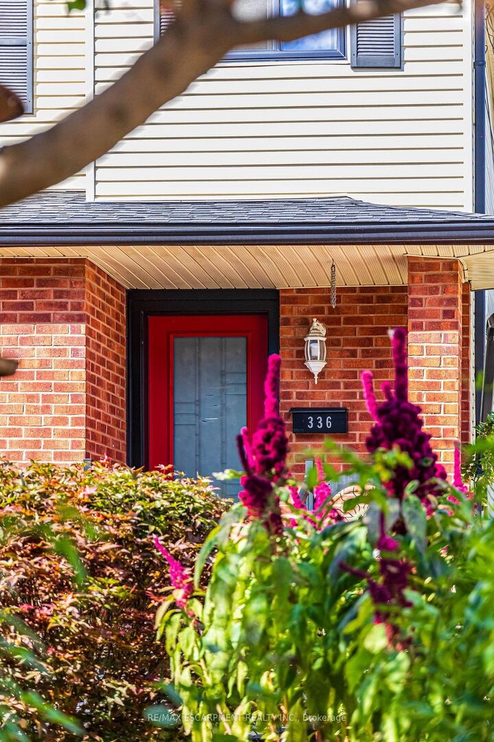 Property Photo: 336 Jackson Street W ON L8P 1M8