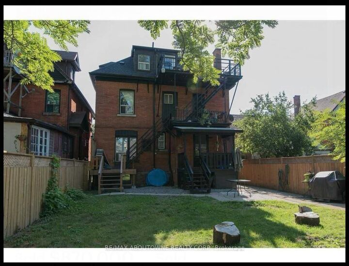 Property Photo:  66 Wellington Street S 101  ON L8N 2R1 