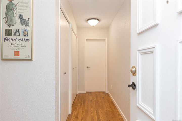 Property Photo:  1145 Hilda St #101  BC V8V 2Z5 