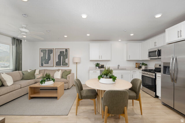 Property Photo:  568 W Empress St 41  UT 84655 