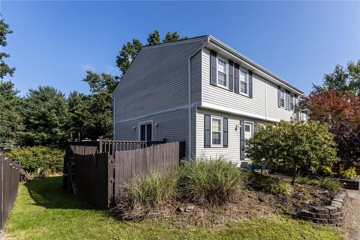 Property Photo: 322 Parkwood Dr PA 16066