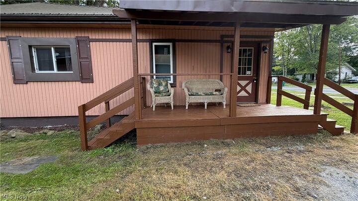 Property Photo: 480 N Leavitt Road OH 44430