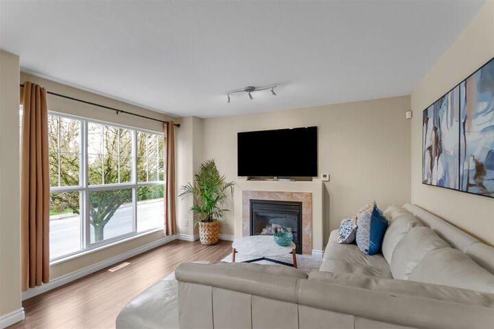 Property Photo:  11469 207 Street  BC V2X 1W9 