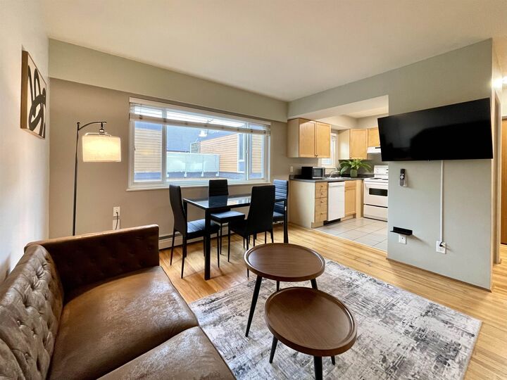 Property Photo:  1985 W 8th Avenue 302  BC V6J 1W2 