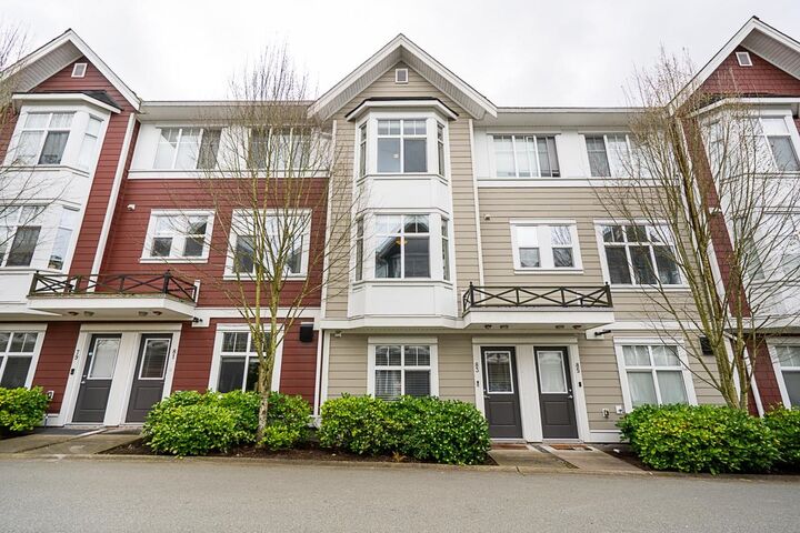 20852 77A Avenue 83 — photo 1